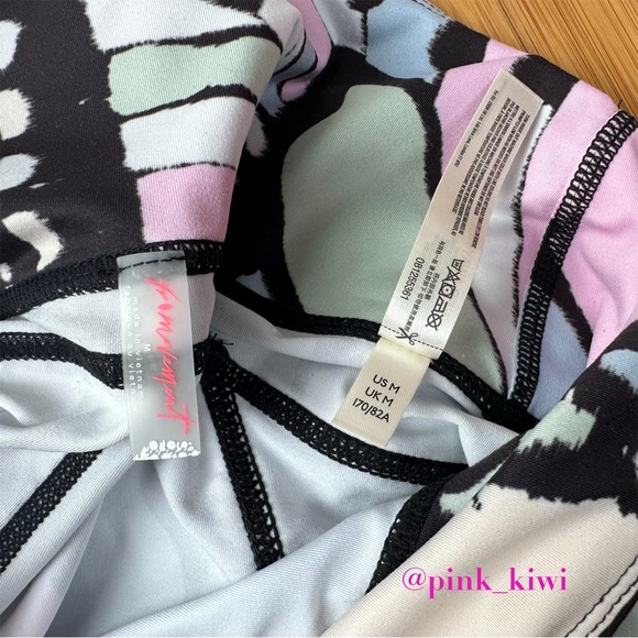 Free People FP Movement High Rise You’re A Peach Printed Leggings - Picture 9 of 10